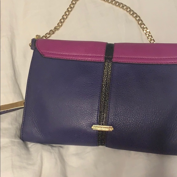 Vince Camuto - Picture 4 of 4